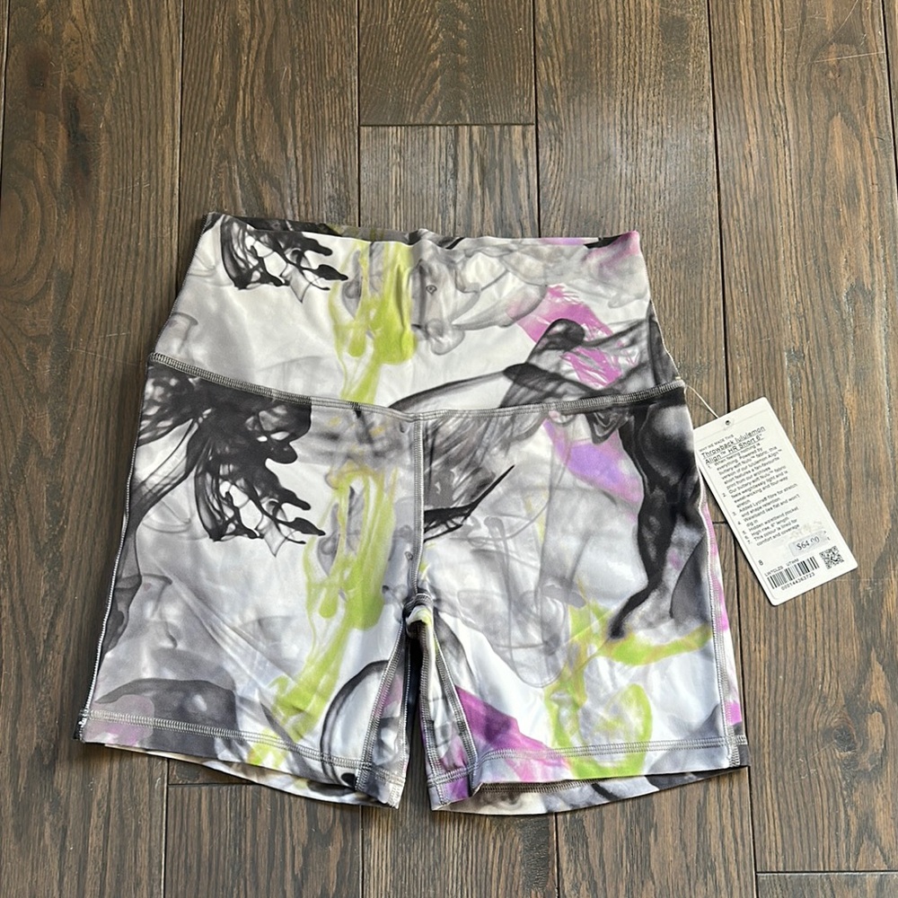 NWT Lululemon Align HR 6” Short